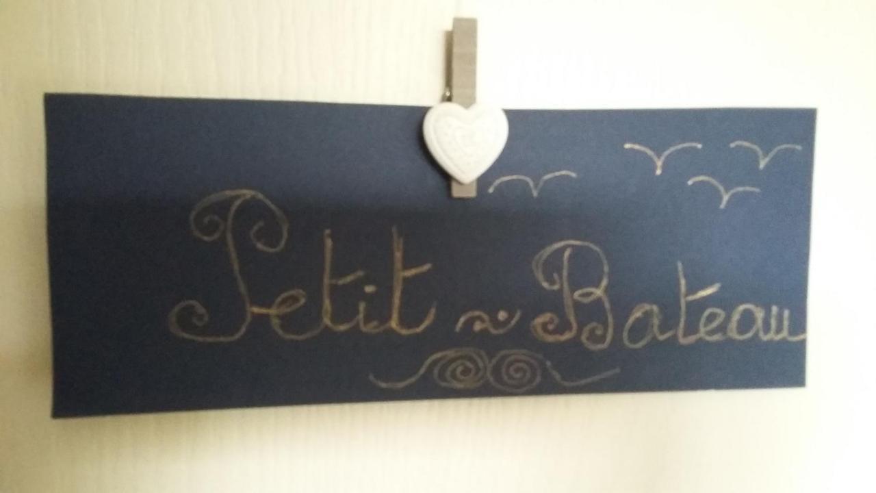 A Clair Matin Apartment Estang Екстериор снимка