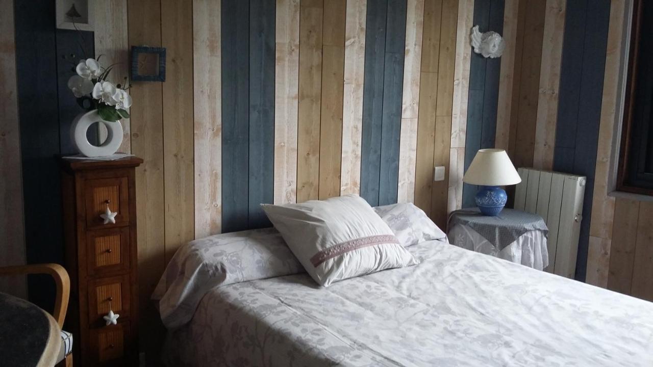 A Clair Matin Apartment Estang Екстериор снимка